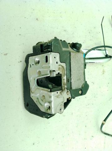 Fecho da porta dianteira esquerda A2117200335 MERCEDES