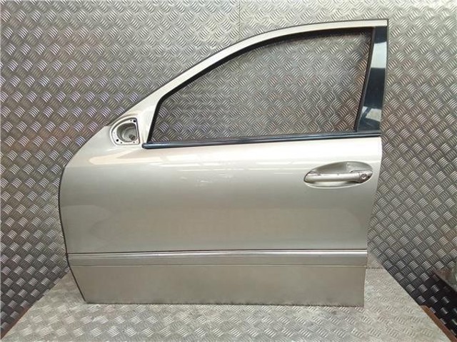 A211720130528 Mercedes