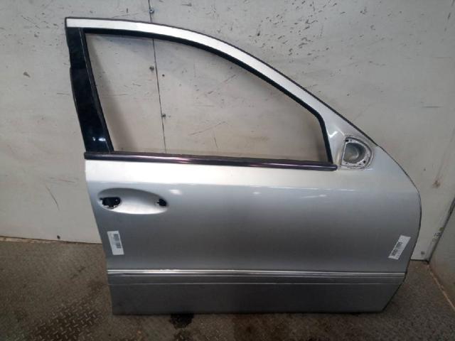 Porta dianteira direita A2117201405 MERCEDES