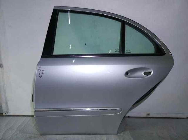 Porta traseira esquerda A211730010528 MERCEDES