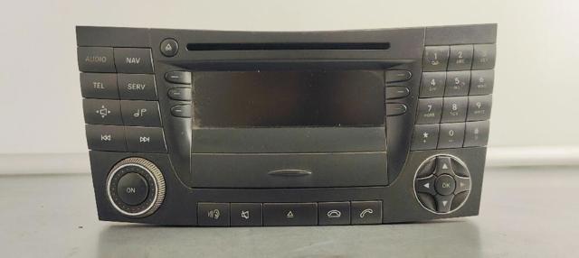 Aparelhagem de som (rádio AM/FM) A2118201079 MERCEDES