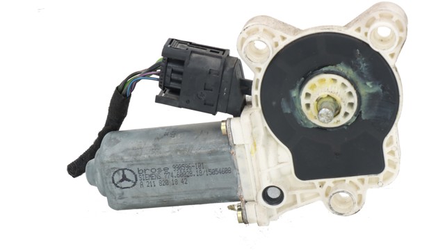 Motor de acionamento de vidro da porta dianteira direita A2118201842 MERCEDES