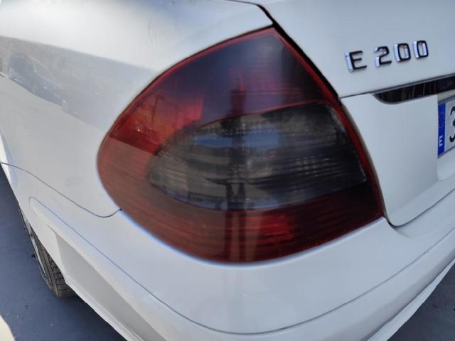 Lanterna traseira esquerda externa A2118202364 MERCEDES