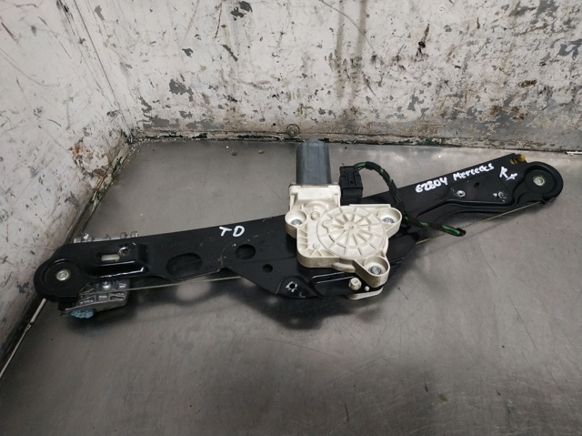 A2118202442 Mercedes