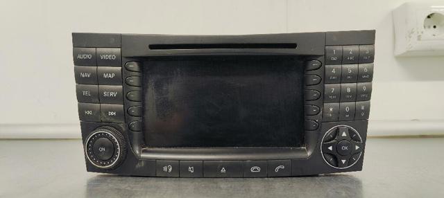 Aparelhagem de som (rádio AM/FM) A2118202897 MERCEDES