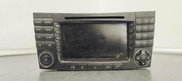 Aparelhagem de som (rádio AM/FM) A2118202897 MERCEDES