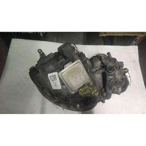 Luz esquerda A2118204761 MERCEDES