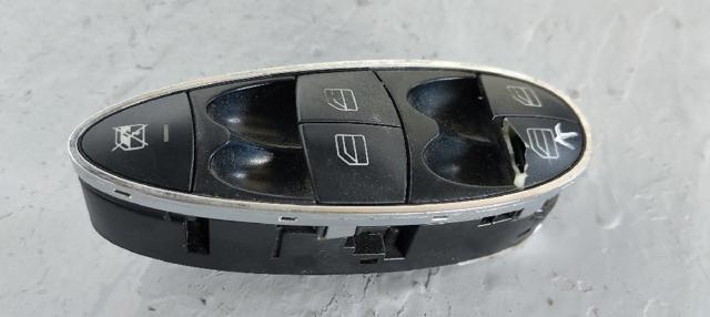 Unidade de botões dianteira esquerda de controlo de elevador de vidro A2118213679 MERCEDES