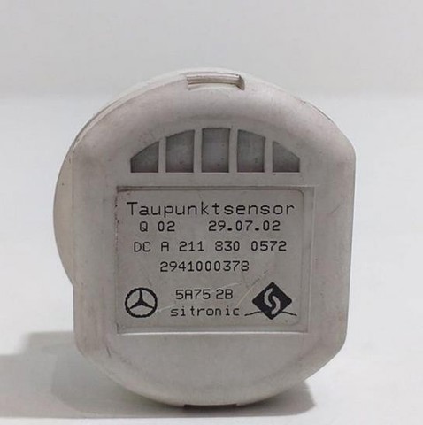 Sensor de temperatura de ar no salão A2118300572 MERCEDES