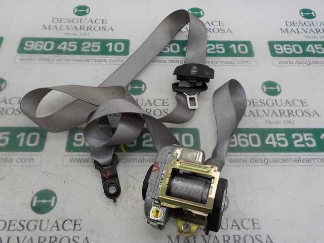 Correia de segurança dianteira direita A21186002857F81 MERCEDES