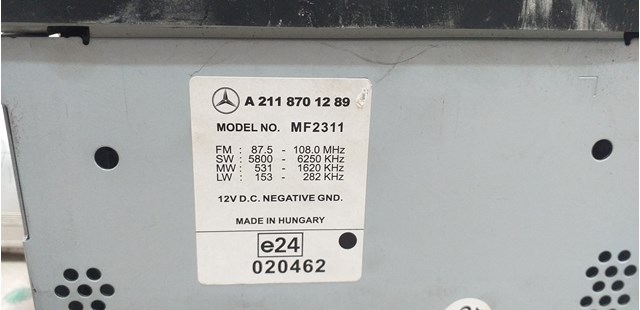 Aparelhagem de som (rádio AM/FM) A2118701289 MERCEDES