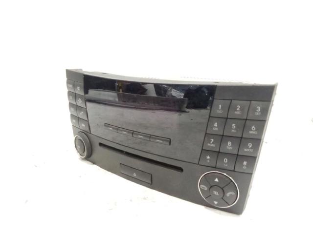 Aparelhagem de som (rádio AM/FM) A2118701289 MERCEDES