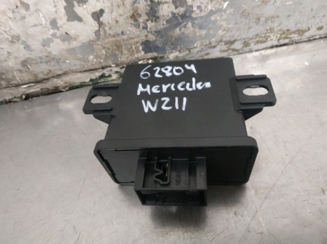 Módulo de controle (ECU) de nivelamento dos faróis A2118703126 MERCEDES