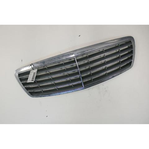 Grelha do radiador A21188003837246 MERCEDES