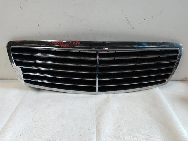 Grelha do radiador A21188017837246 MERCEDES