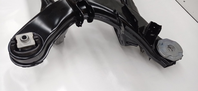 Viga de suspensão traseira (plataforma veicular) A2123503805 MERCEDES