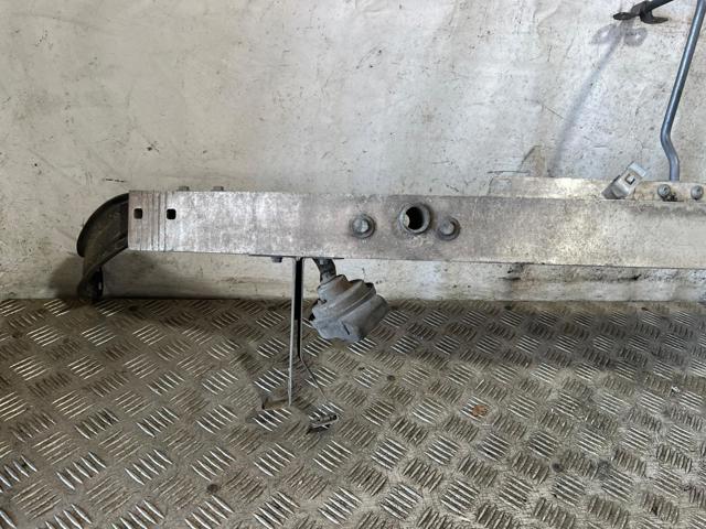 Reforçador do pára-choque dianteiro A2126200230 MERCEDES