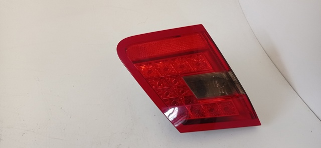 Lanterna traseira esquerda interna A2128200764 MERCEDES
