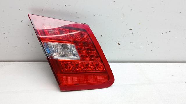 Lanterna traseira esquerda interna A2128200764 MERCEDES