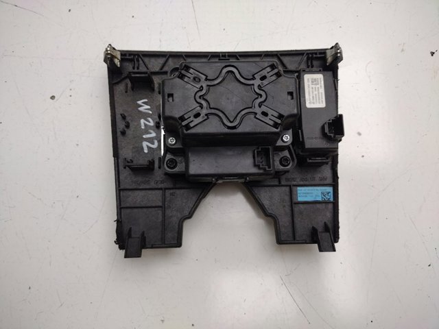 Bloco de botões do console central A2129051302 MERCEDES