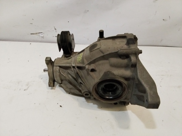 Tampa de redutor traseiro A2133510008 MERCEDES