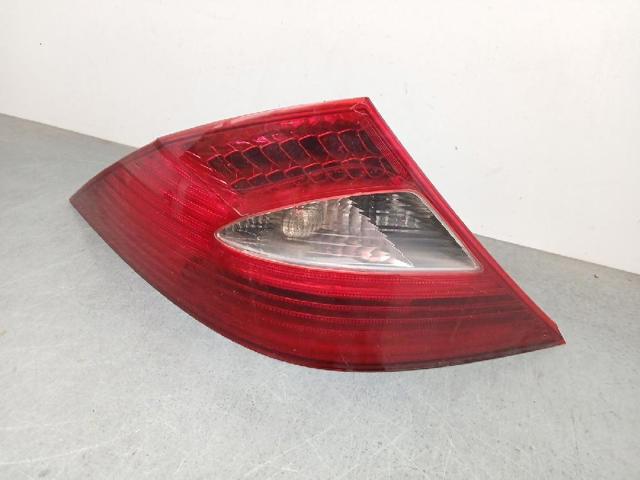 Lanterna traseira esquerda A2198200164 MERCEDES