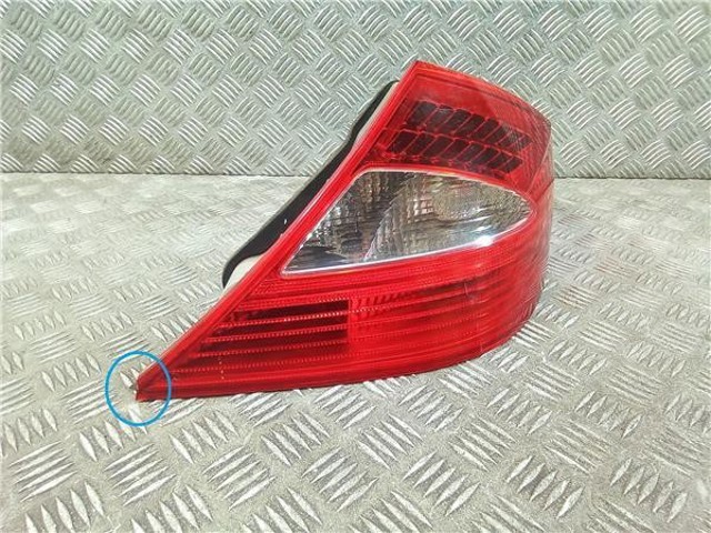 Lanterna traseira direita para Mercedes CLS C219
