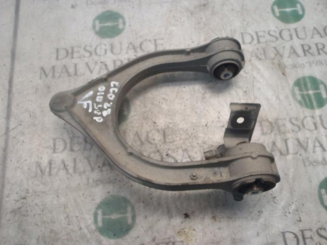Braço oscilante superior direito de suspensão dianteira A2203301507 MERCEDES