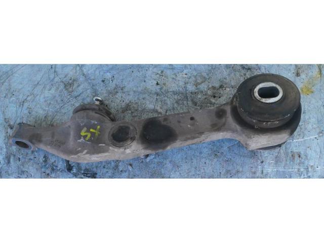 Braço oscilante inferior esquerdo de suspensão dianteira A2203304307 MERCEDES