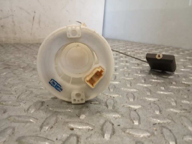 Sensor do nível de combustível no tanque A2205420717 MERCEDES