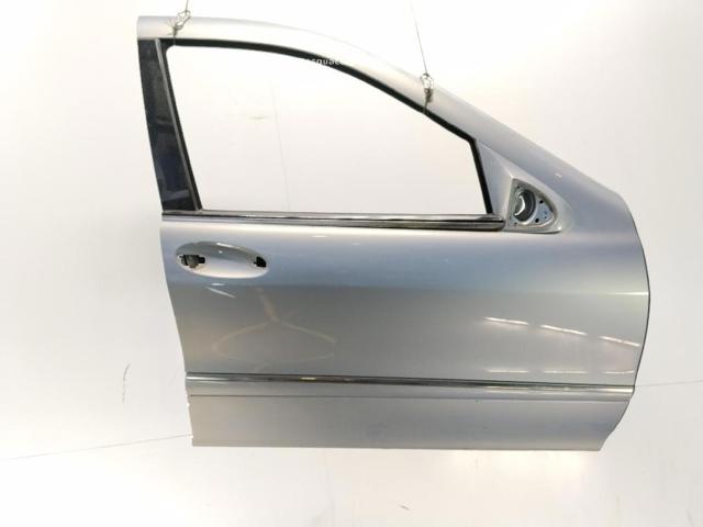Porta dianteira direita A220720020528 MERCEDES