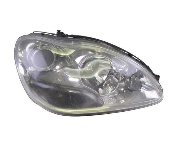 Luz direita A2208203261 MERCEDES