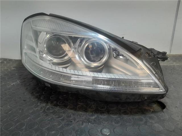 Luz direita para Mercedes S W221