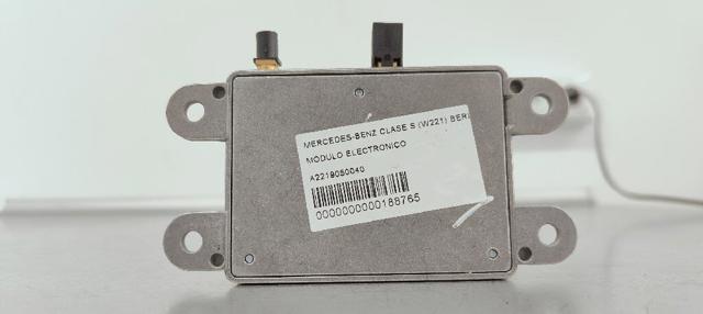 Reforçador do sinal de antena A2219050040 MERCEDES