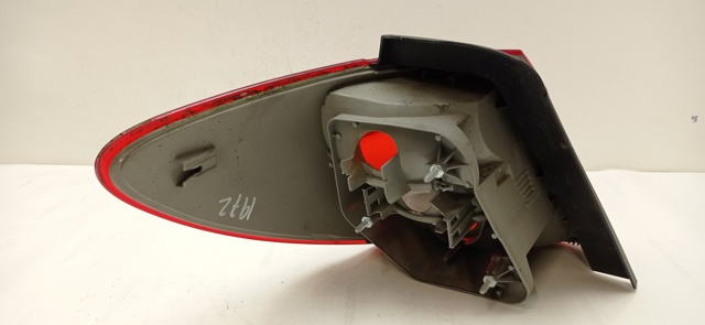 Lanterna traseira direita externa A2468200264 MERCEDES