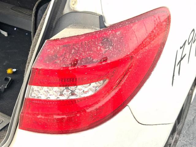 Lanterna traseira direita A2468200664 MERCEDES