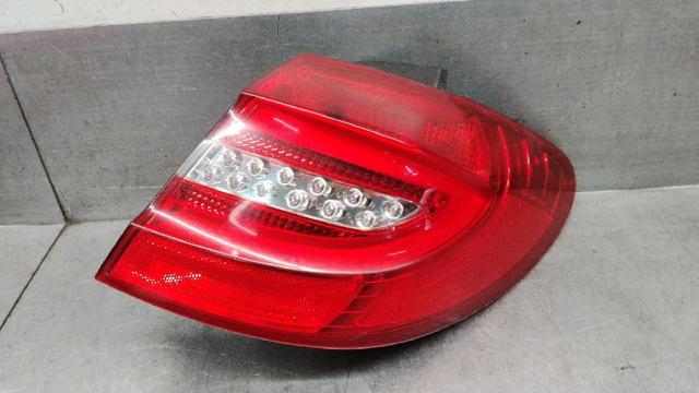 Lanterna traseira direita A2468200664 MERCEDES