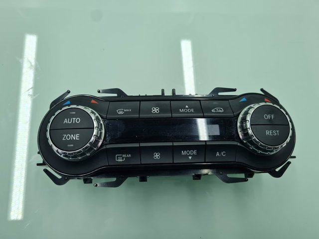 Unidade de controlo dos modos de aquecimento/condicionamento A2469008415 MERCEDES