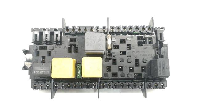 Unidade de dispositivos de segurança A2469067100 MERCEDES