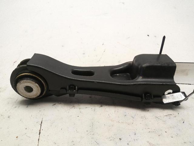 Barra transversal de suspensão traseira A2473501800 MERCEDES