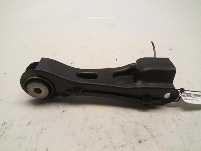 Barra transversal de suspensão traseira A2473501800 MERCEDES