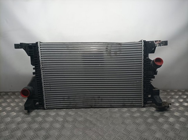 Radiador de intercooler A2475006100 MERCEDES