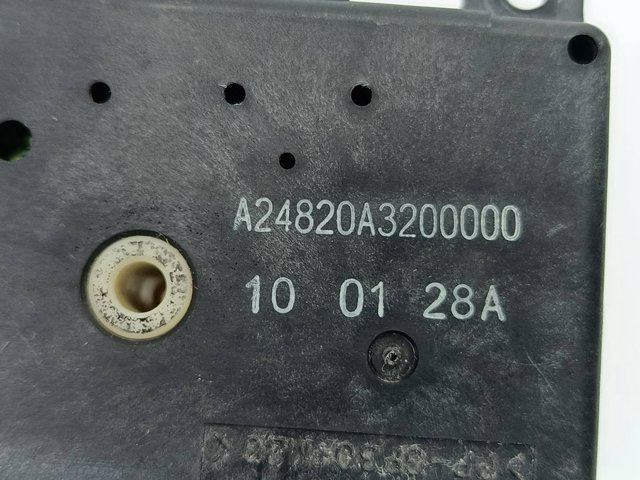 Acionamento de comporta de forno A24820A3200000 NISSAN