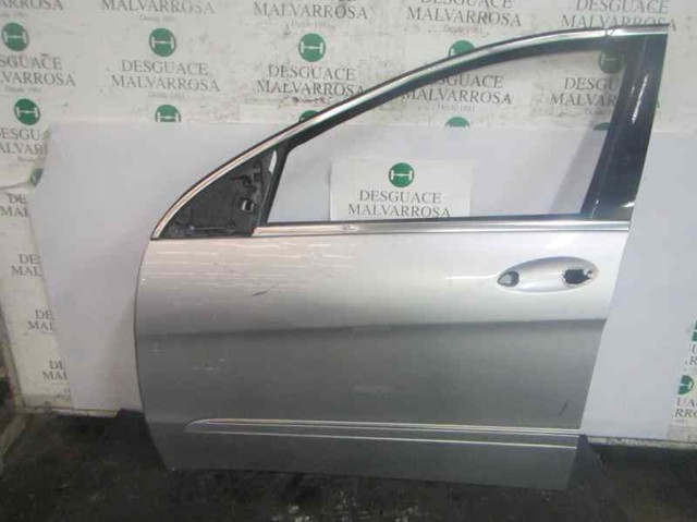 Porta dianteira esquerda A2517200105 MERCEDES