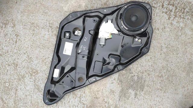 Motor de acionamento de vidro da porta traseira esquerda A2518200942 MERCEDES