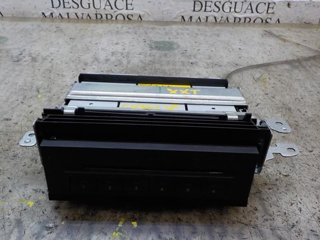 Aparelhagem de som (rádio AM/FM) A2518200979 MERCEDES