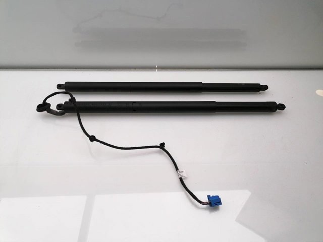 Amortecedor de tampa de porta-malas (de 3ª/5ª porta traseira) A2538900600 MERCEDES