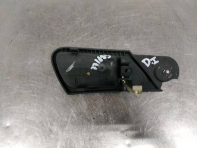 Cobrimento de maçaneta interna da porta dianteira esquerda A3172010001 MERCEDES
