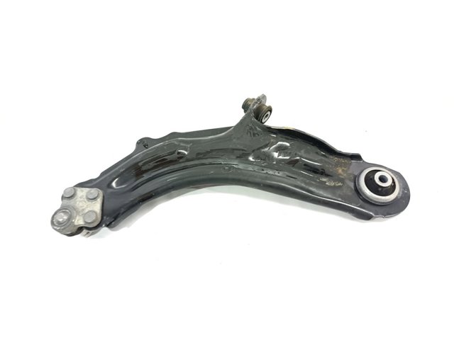 Braço oscilante inferior esquerdo de suspensão dianteira A4153300300 MERCEDES