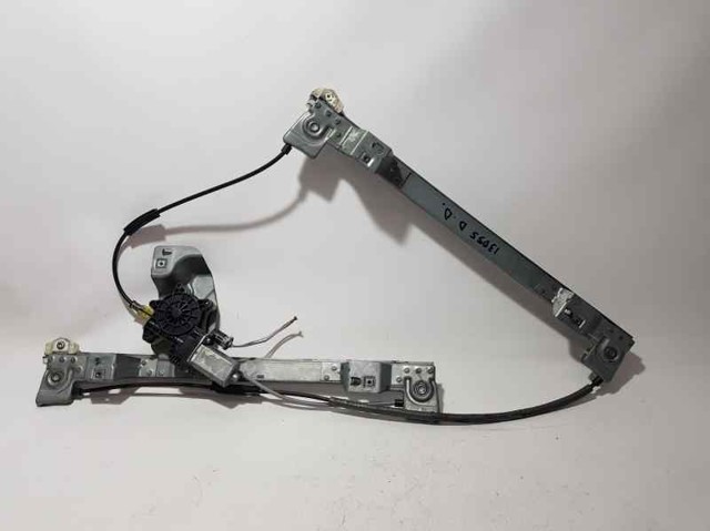 Mecanismo de acionamento de vidro da porta dianteira direita A4157200746 MERCEDES